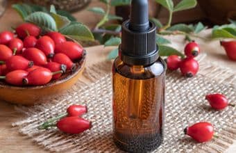 Rozenbottelolie: de natuurlijke retinol